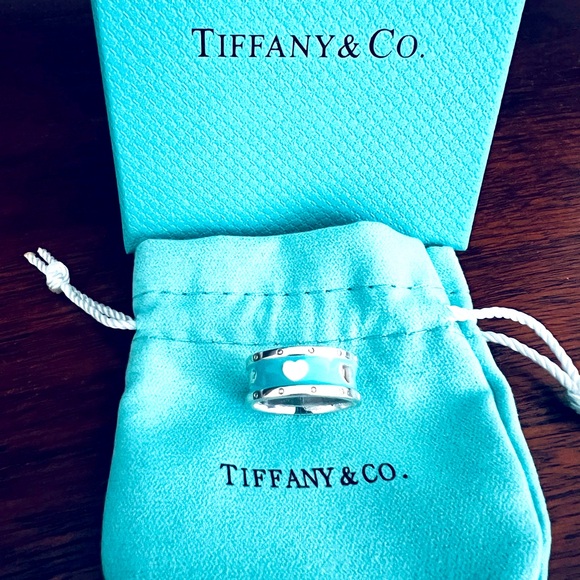 Tiffany & Co Blue Enamel Heart Ring - Picture 3 of 5